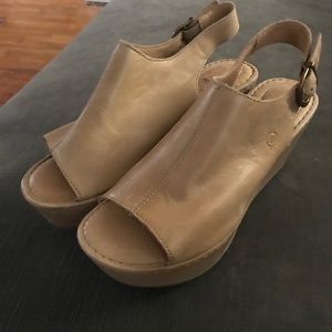 Born leather sandals